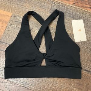 Fabletics twist knot sports bra